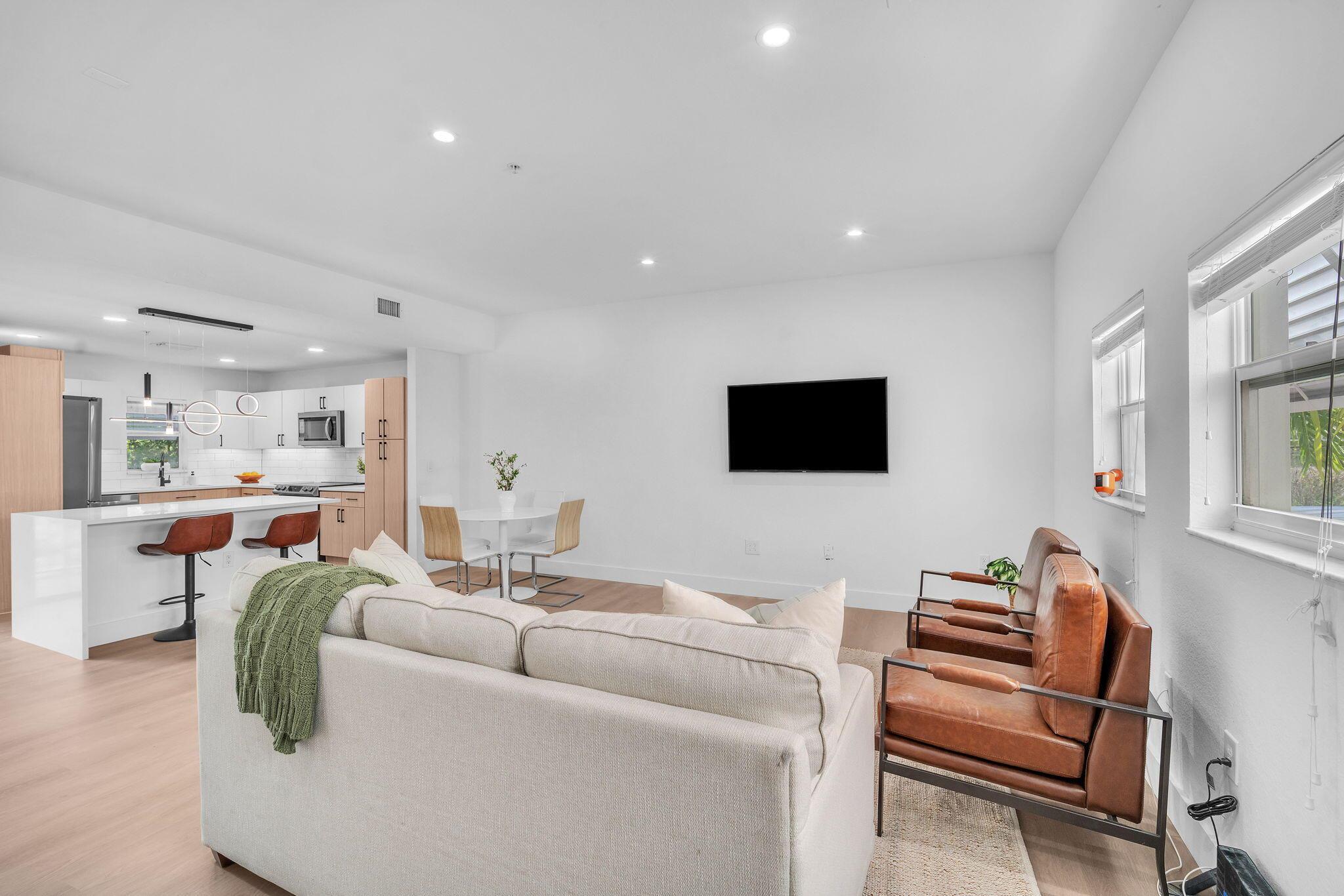 WAVERLY PLACE AMENDED PLA - Residential Lease