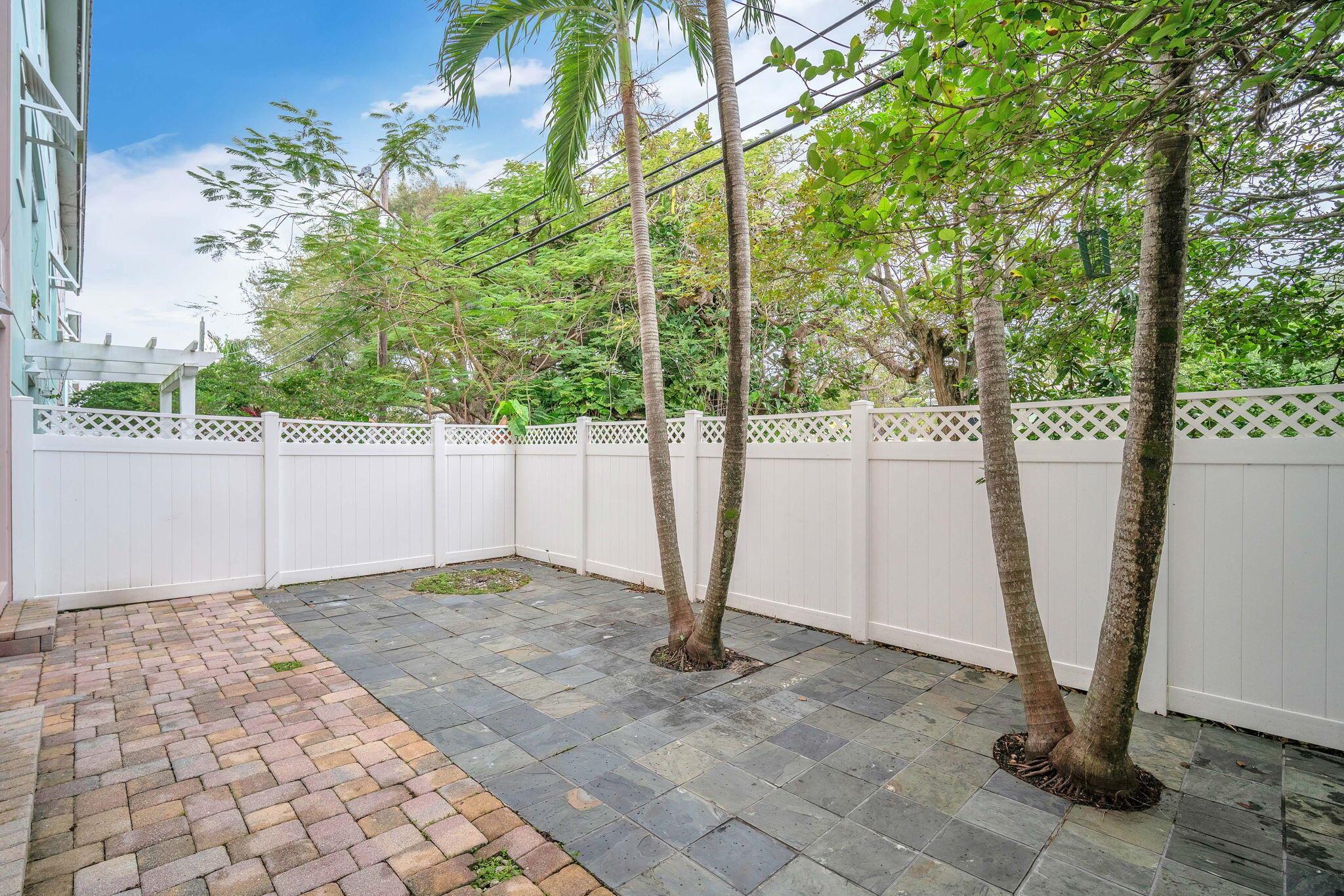 WAVERLY PLACE AMENDED PLA - Residential Lease