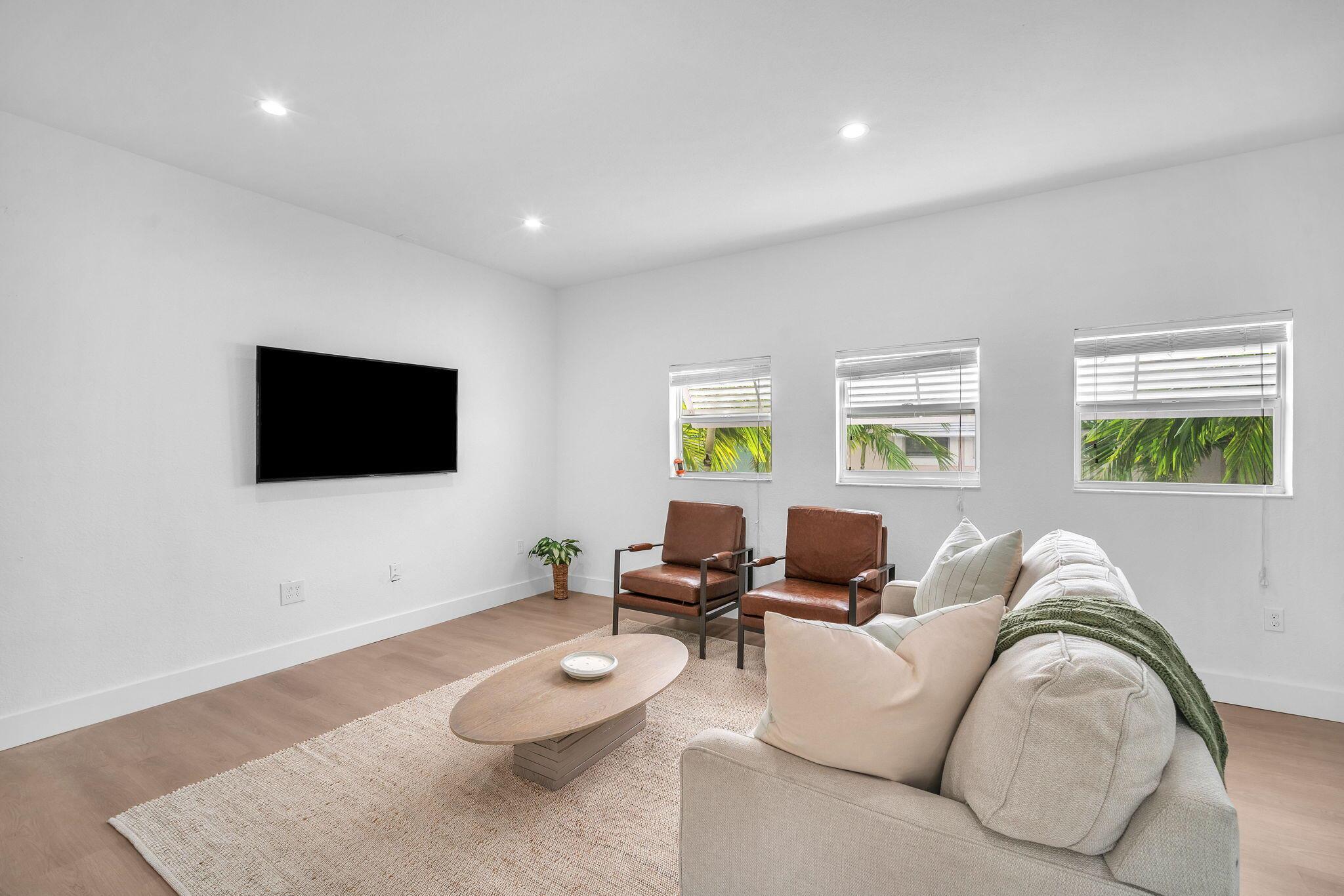 WAVERLY PLACE AMENDED PLA - Residential Lease