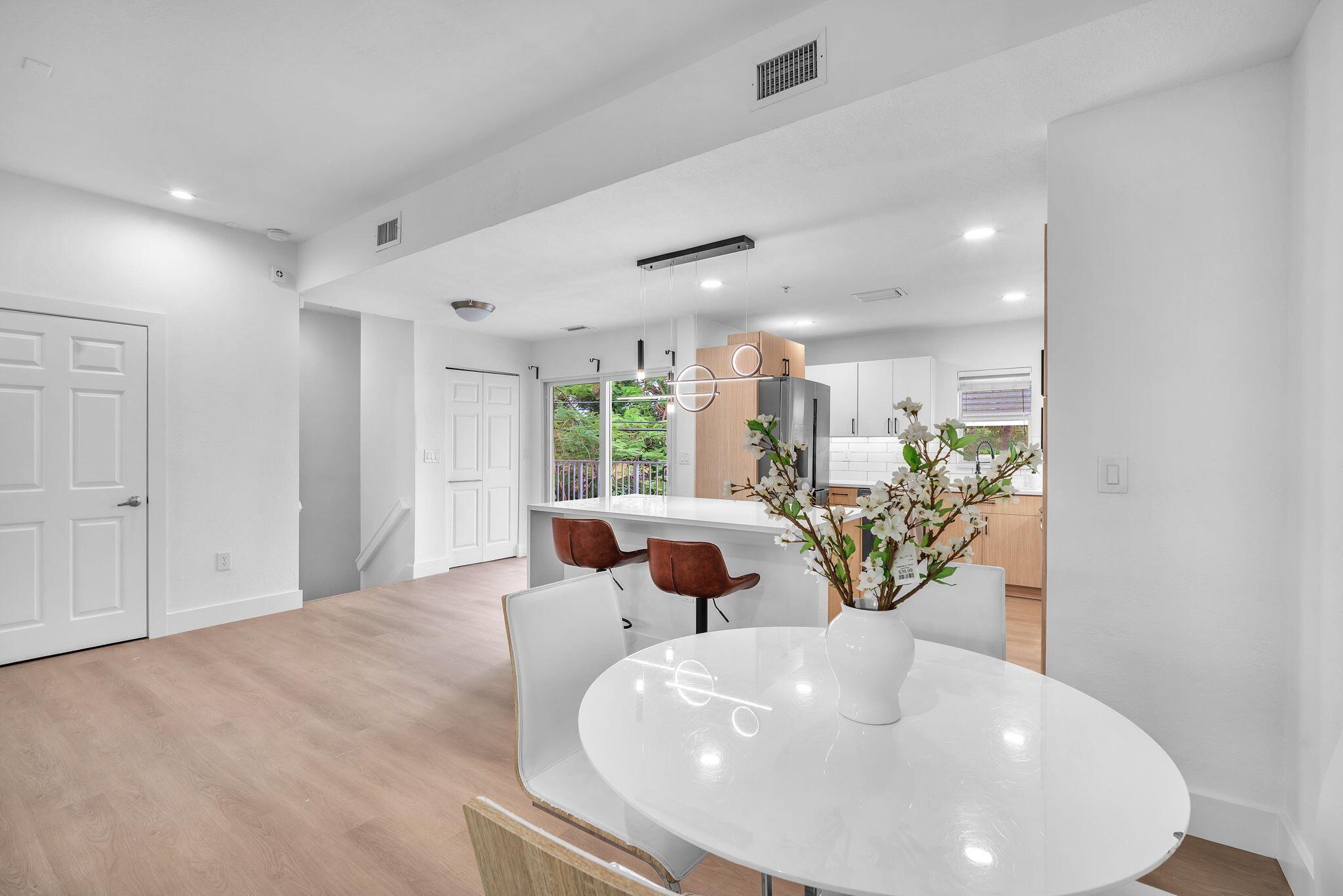 WAVERLY PLACE AMENDED PLA - Residential Lease