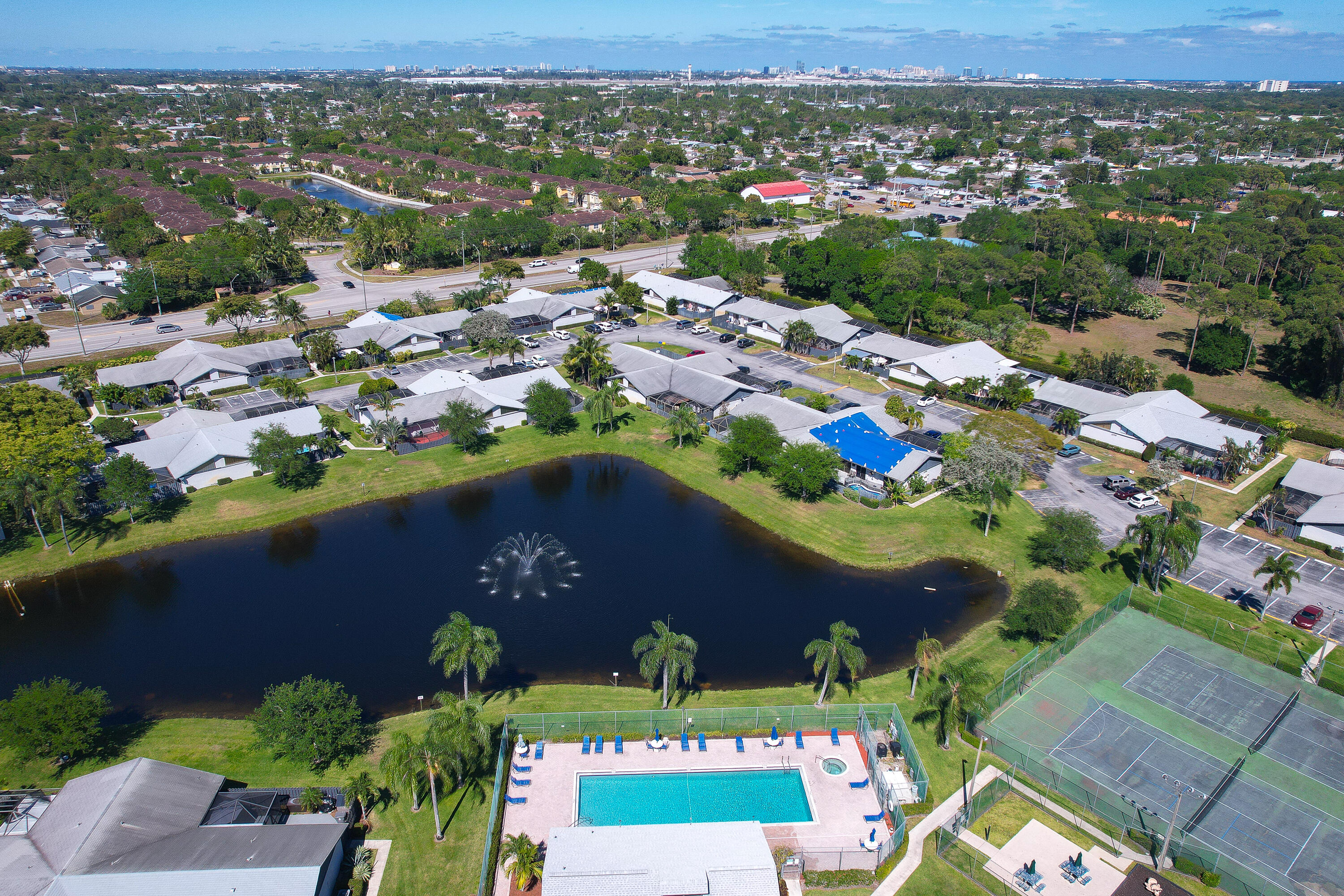 SUMMIT PINES UNIT 3 - Residential