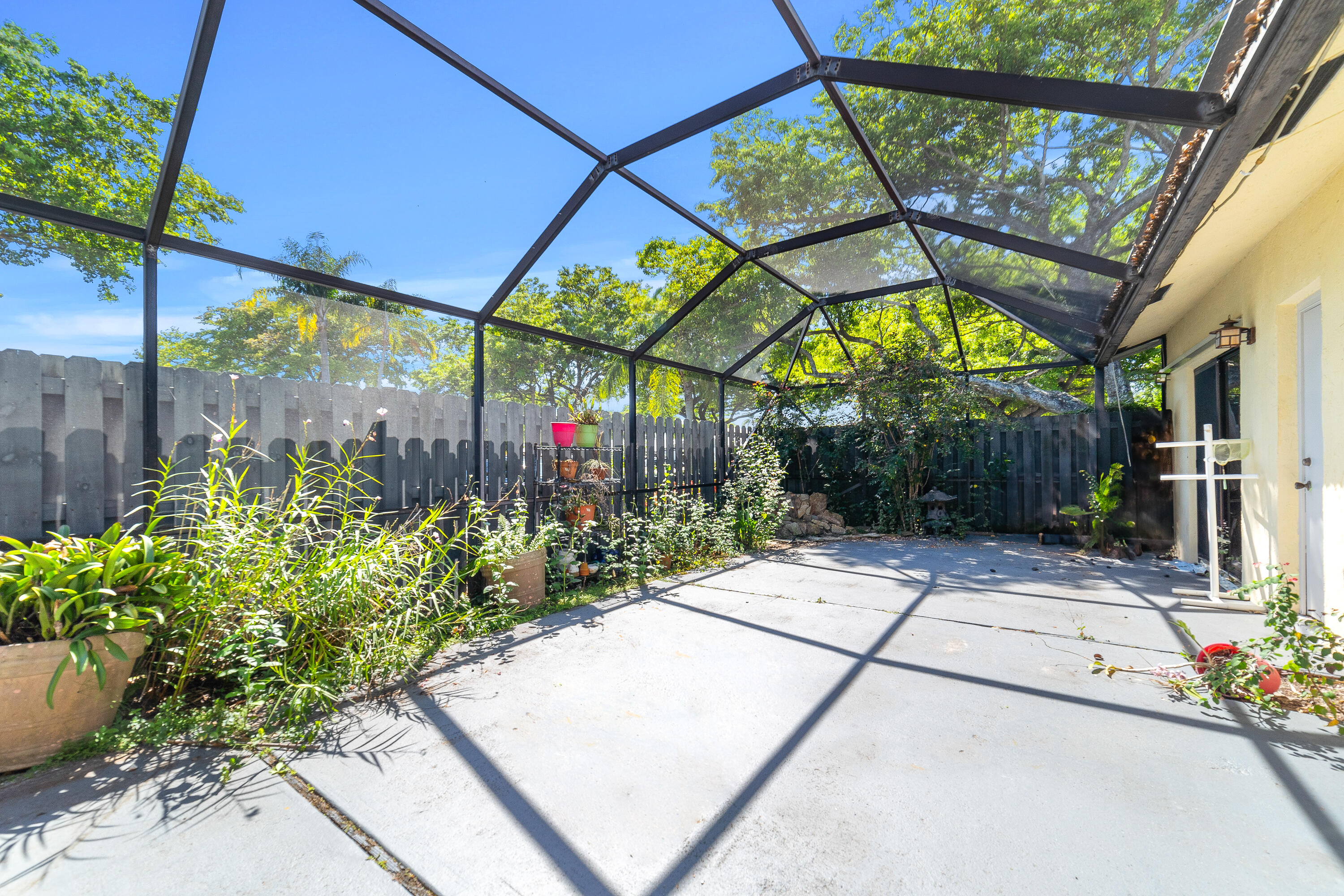 SUMMIT PINES UNIT 3 - Residential