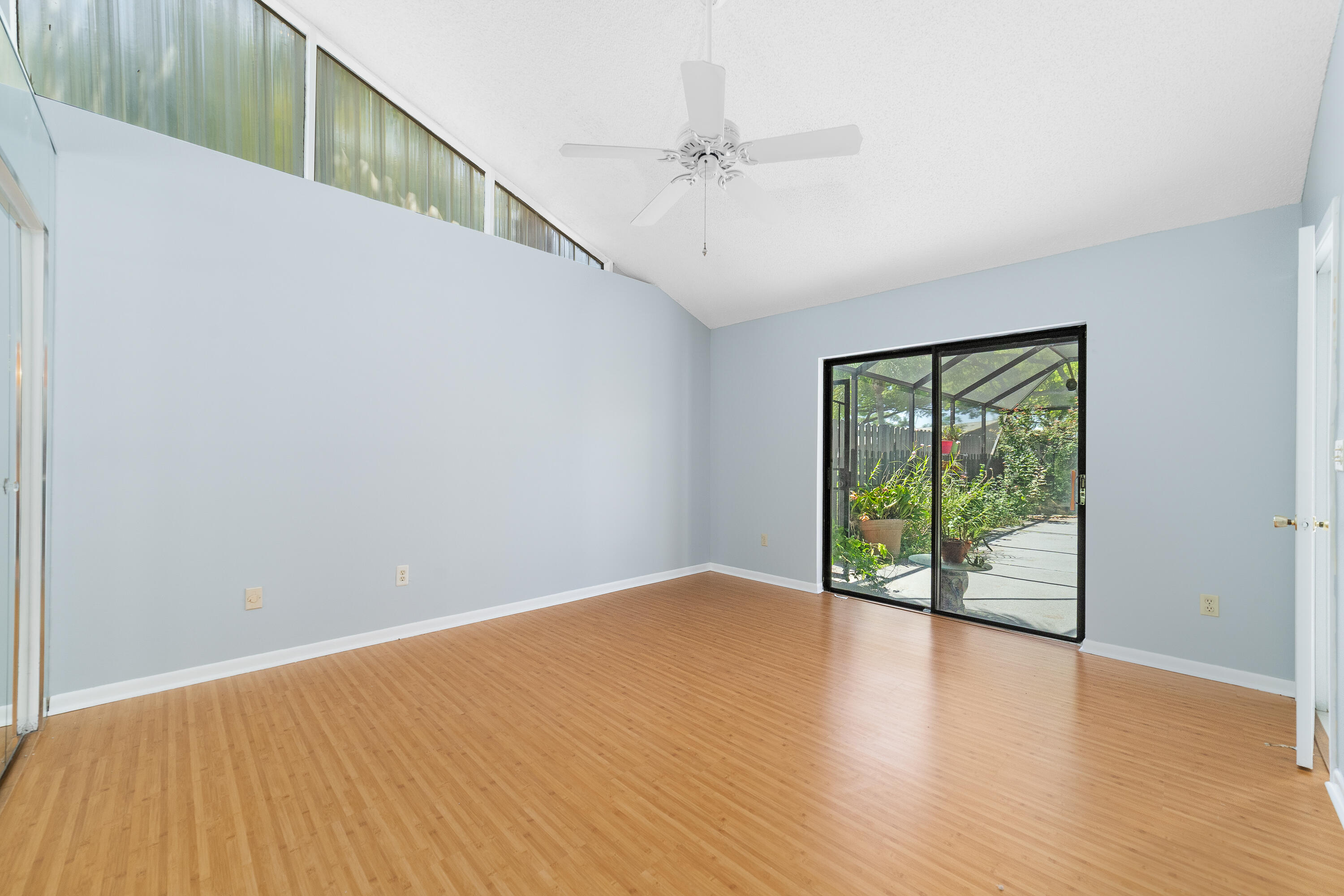 SUMMIT PINES UNIT 3 - Residential