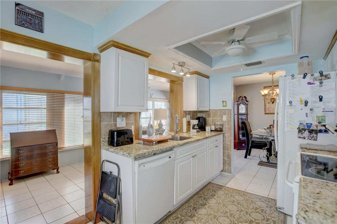 Leisureville Fourth Sec 6 - Residential