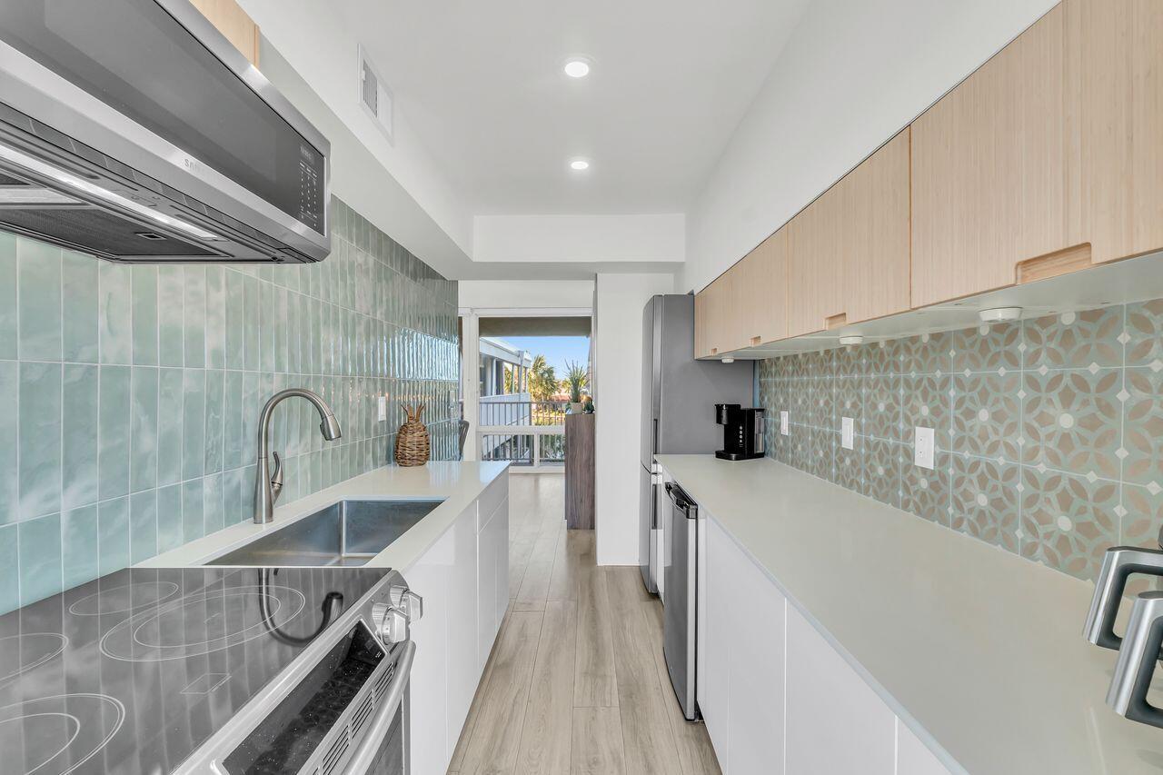 SEA CLUB OF HILLSBORO BEACH - Residential