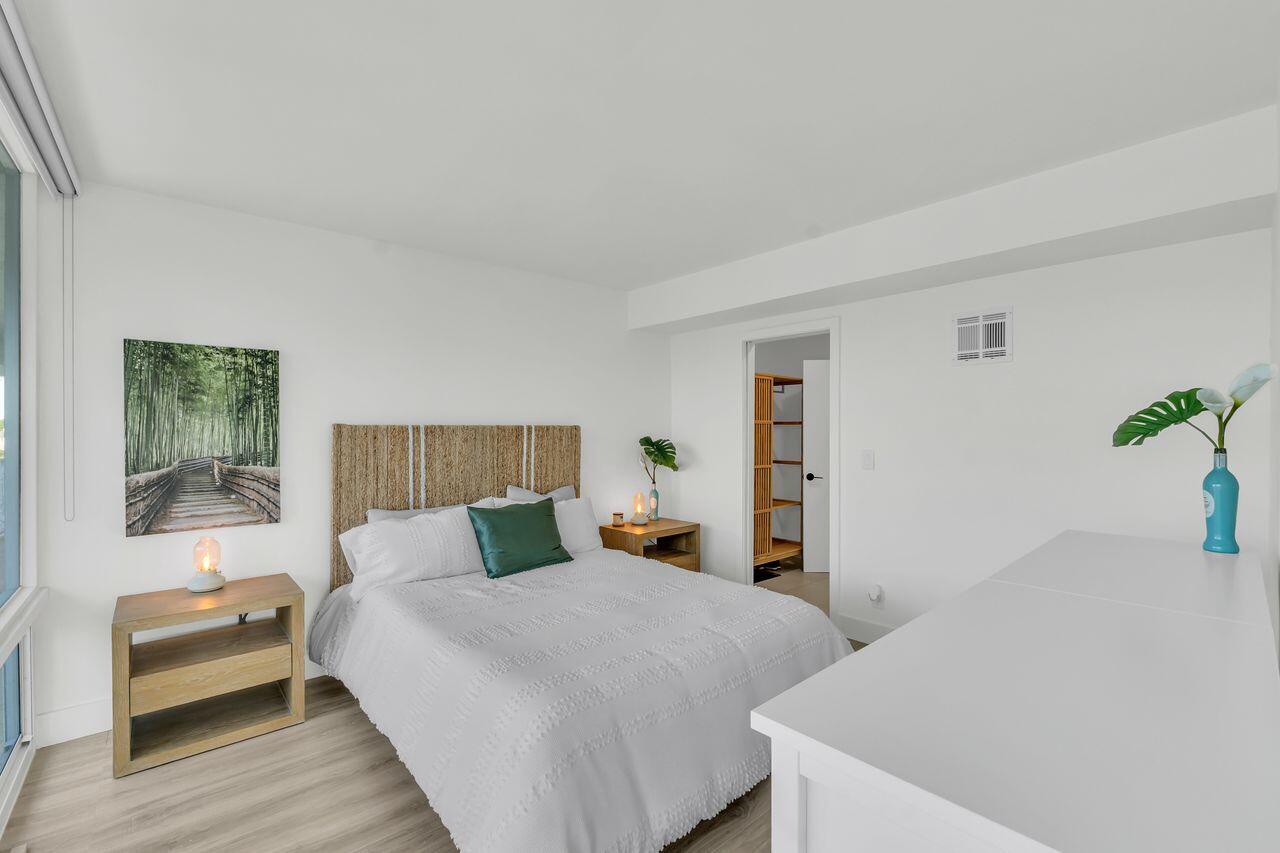 SEA CLUB OF HILLSBORO BEACH - Residential