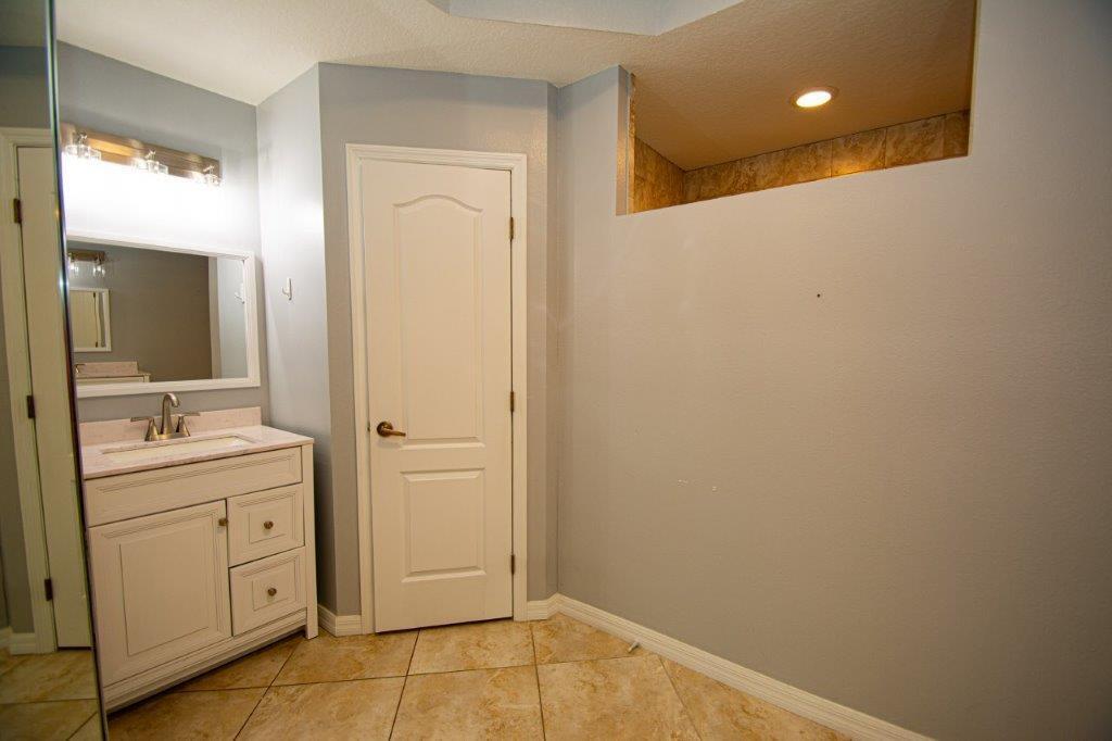 PORT ST LUCIE SECTION 19 - Residential Lease