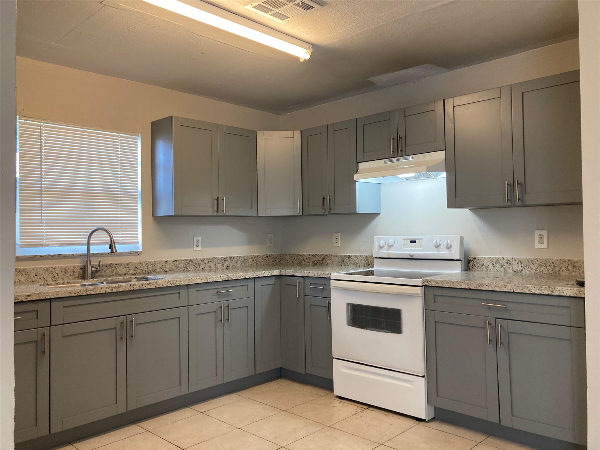 Major-Rolle Add To Pompan - Residential Income