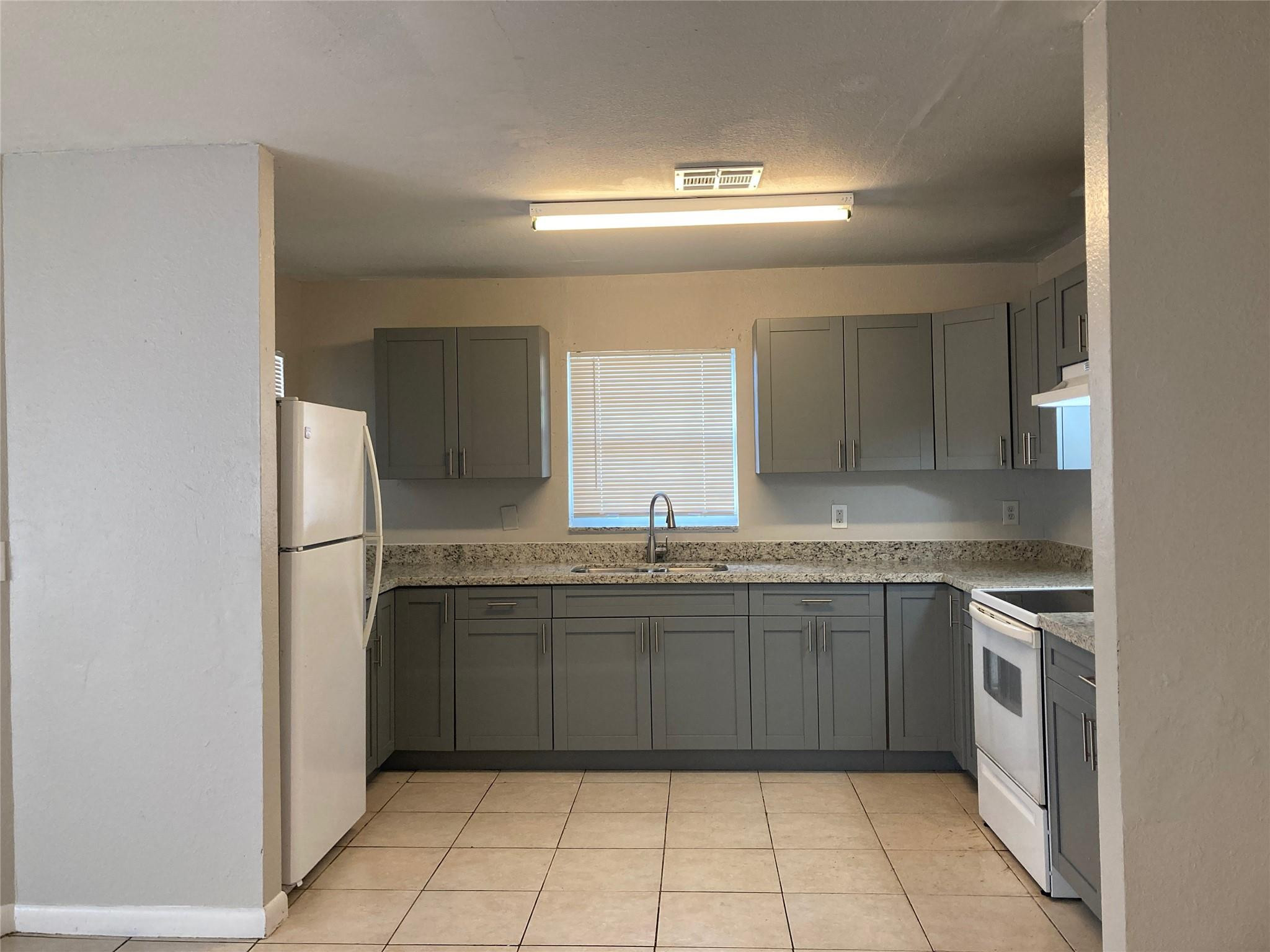 Major-Rolle Add To Pompan - Residential Income