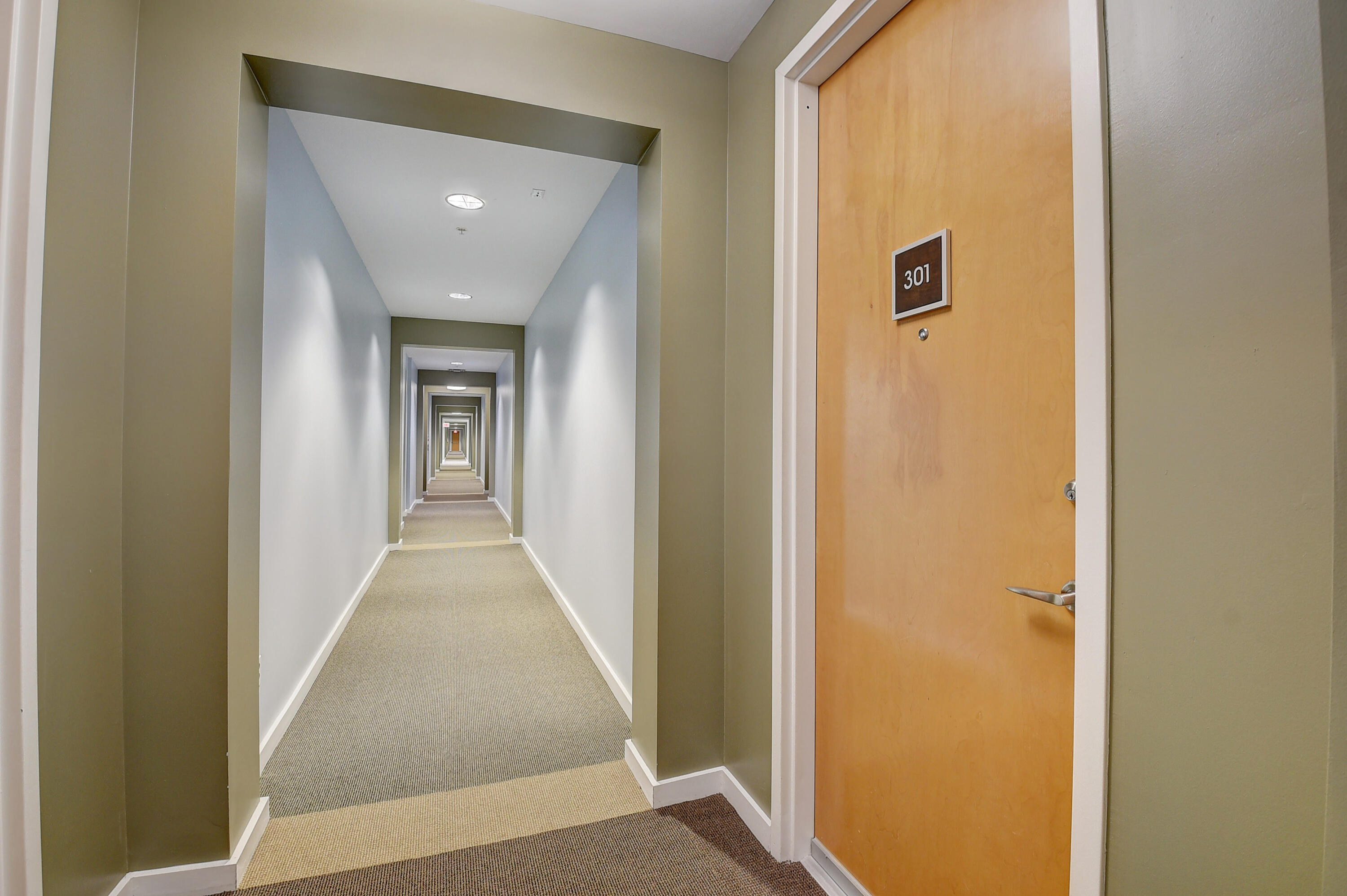 MERIDIAN DELRAY CONDO - Residential