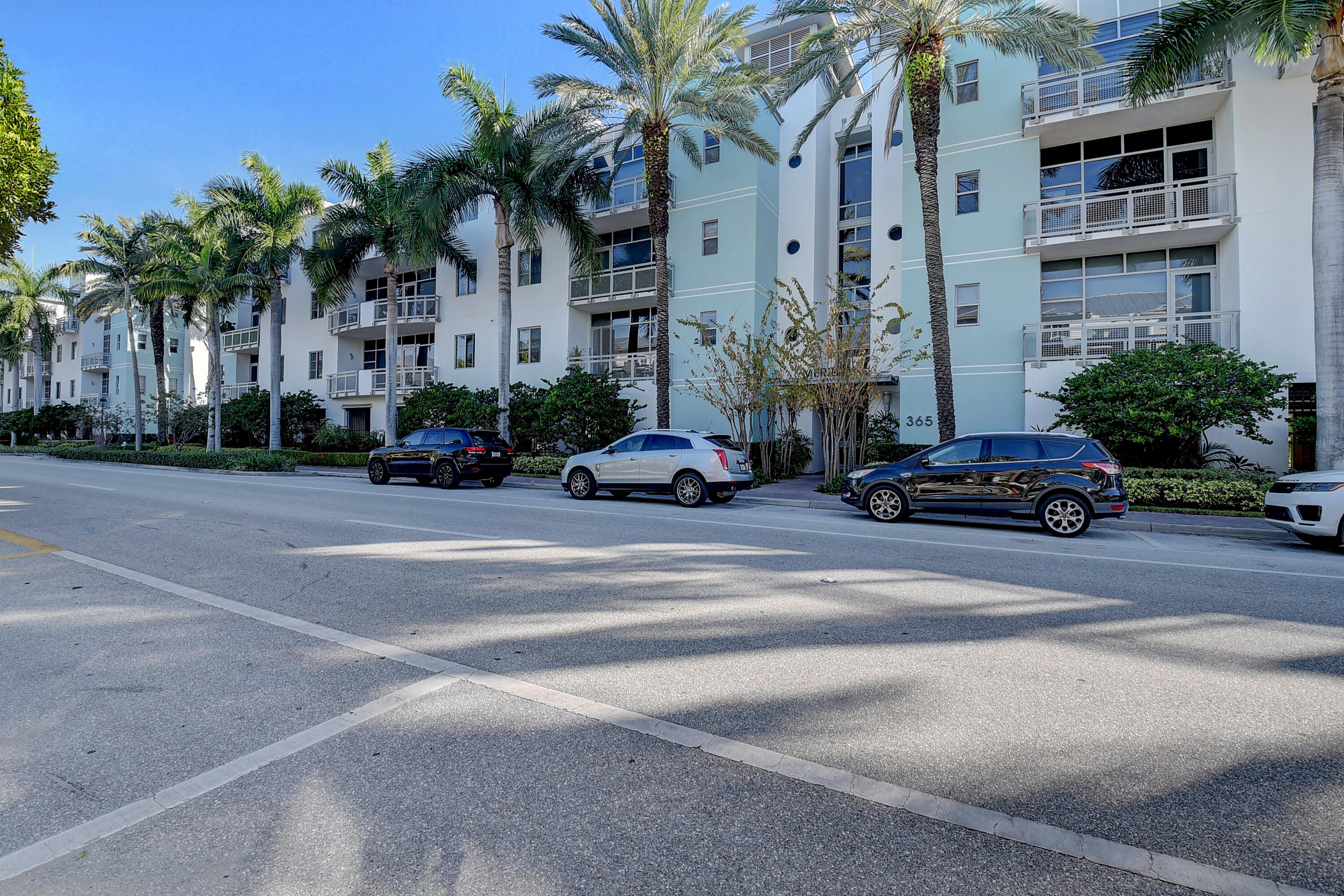 MERIDIAN DELRAY CONDO - Residential