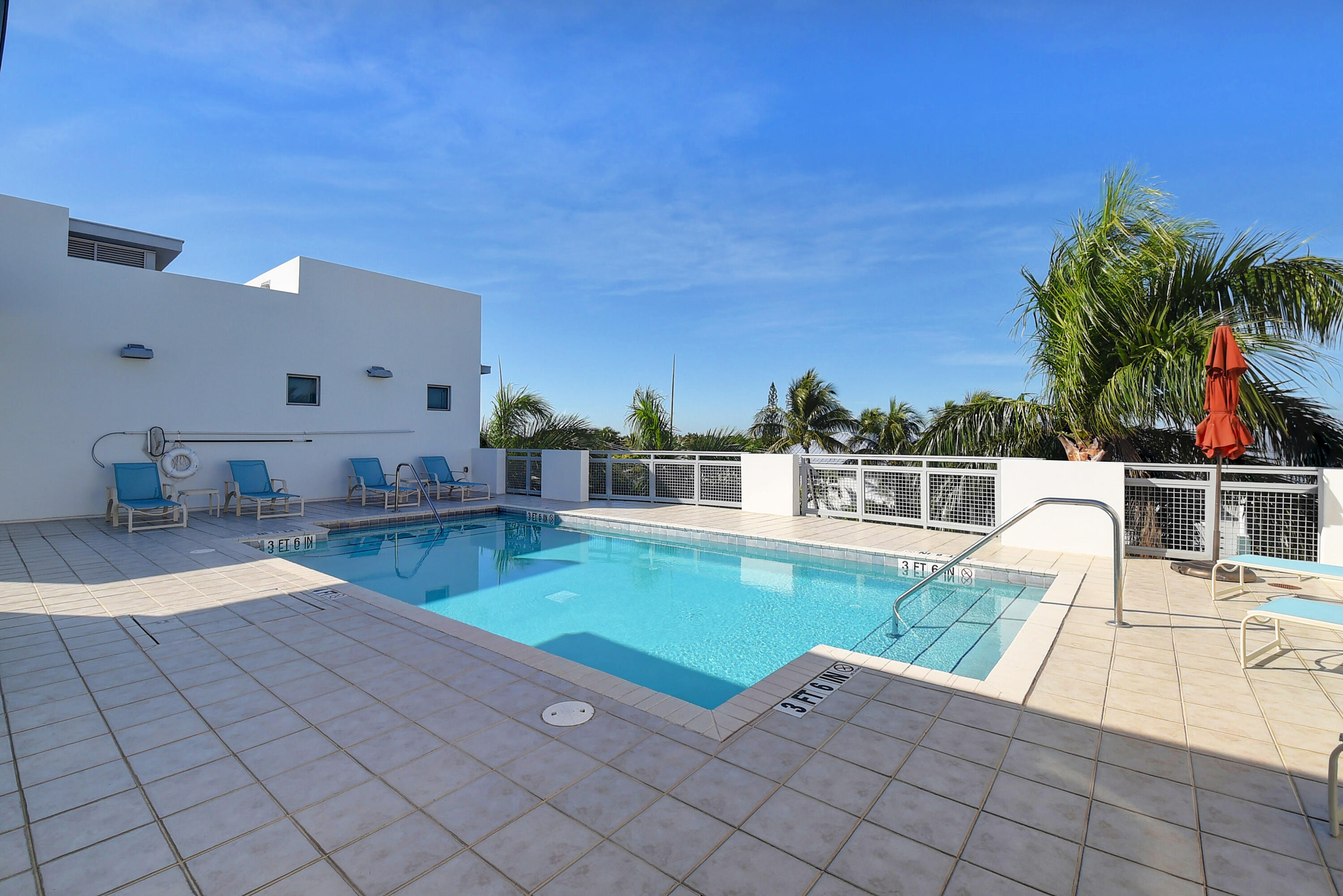 MERIDIAN DELRAY CONDO - Residential