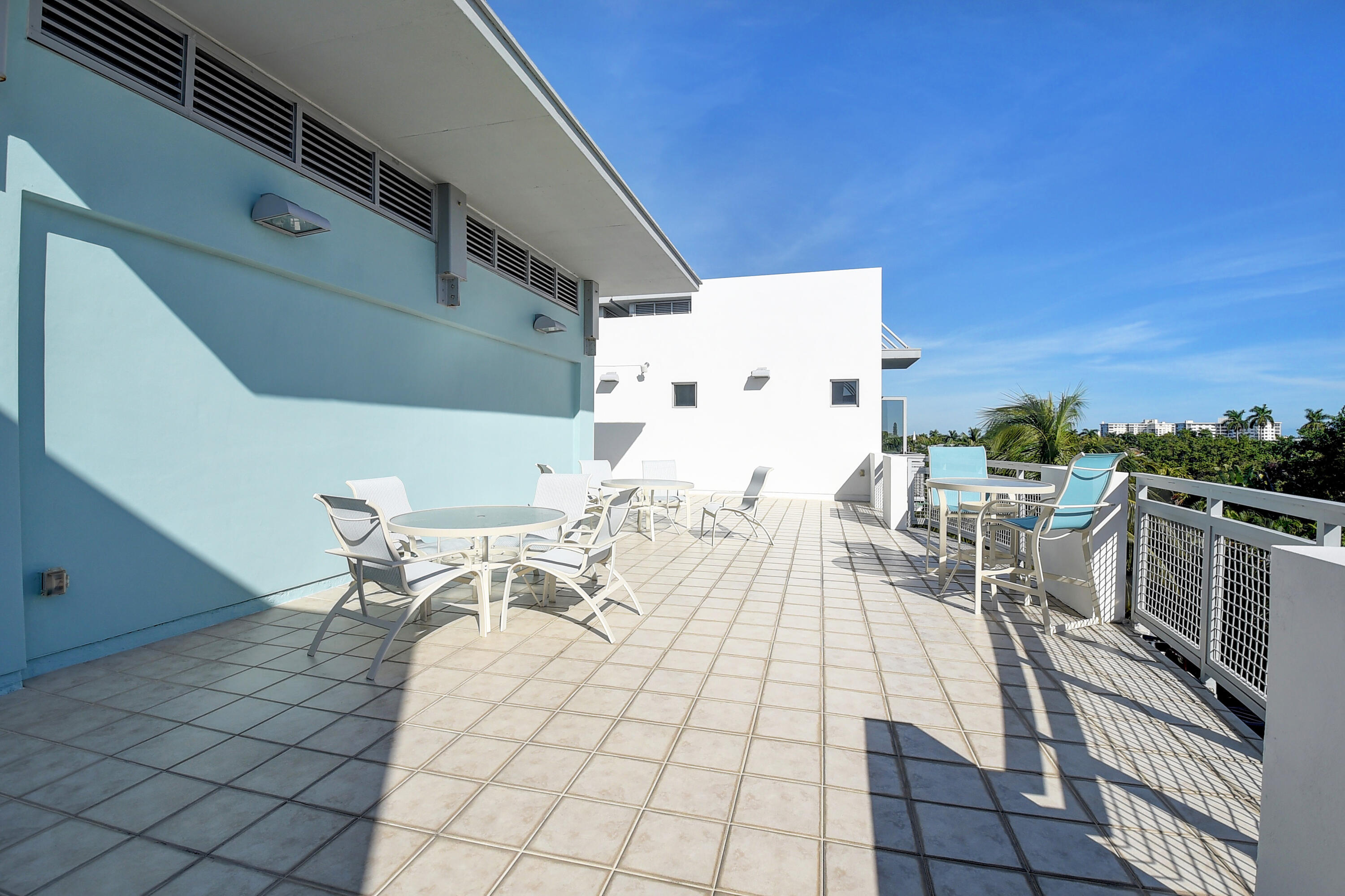 MERIDIAN DELRAY CONDO - Residential