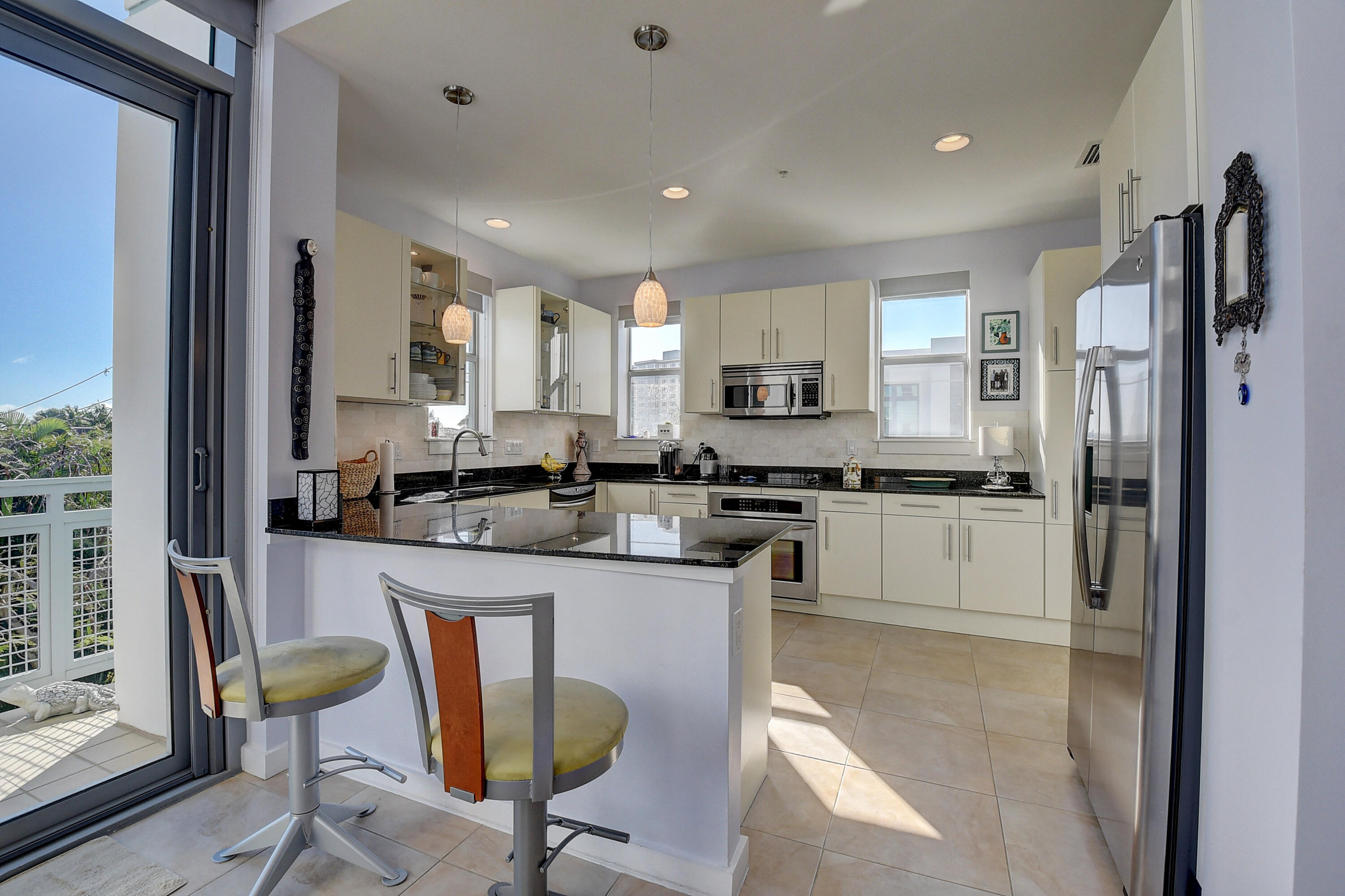 MERIDIAN DELRAY CONDO - Residential