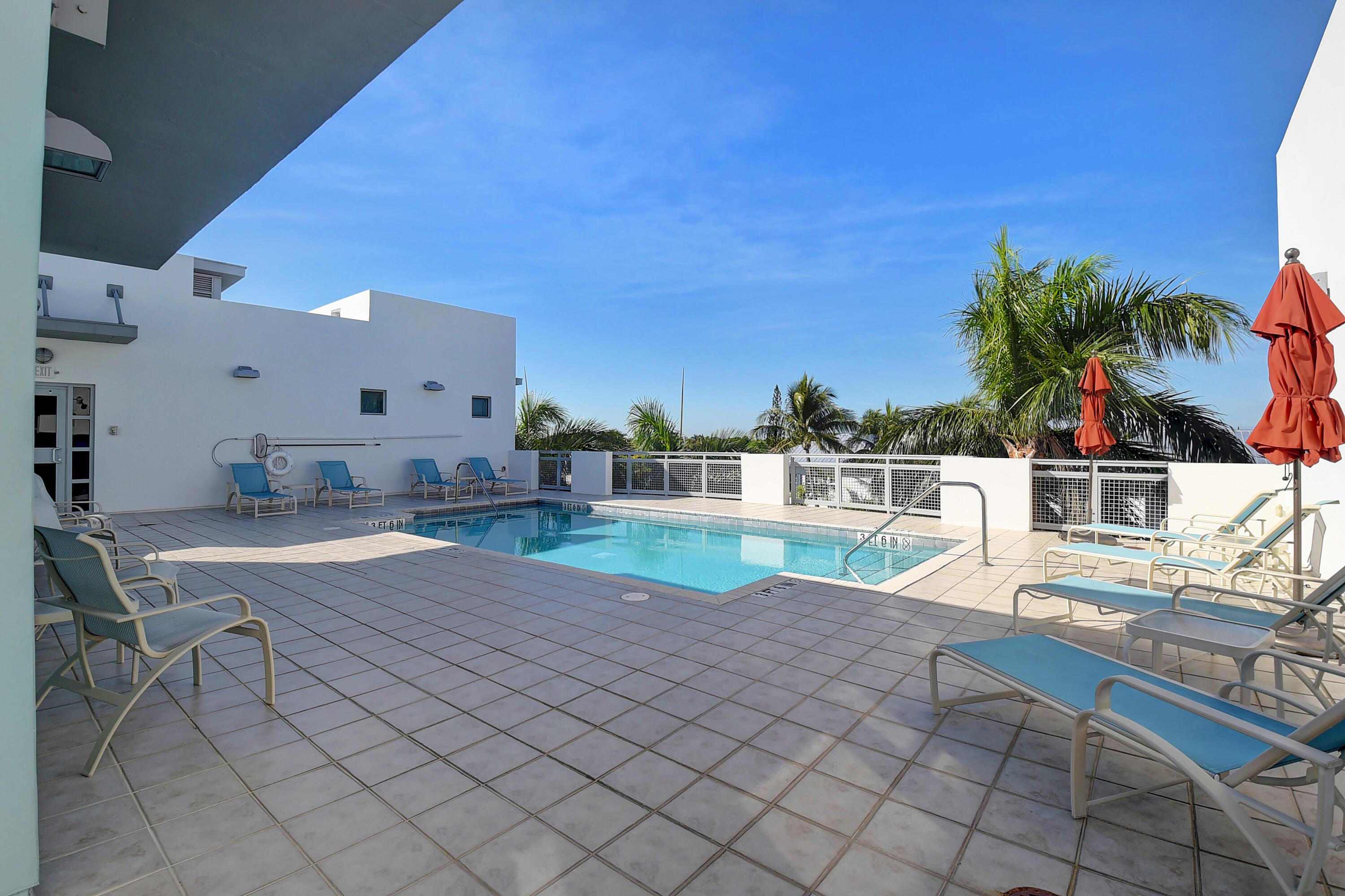 MERIDIAN DELRAY CONDO - Residential