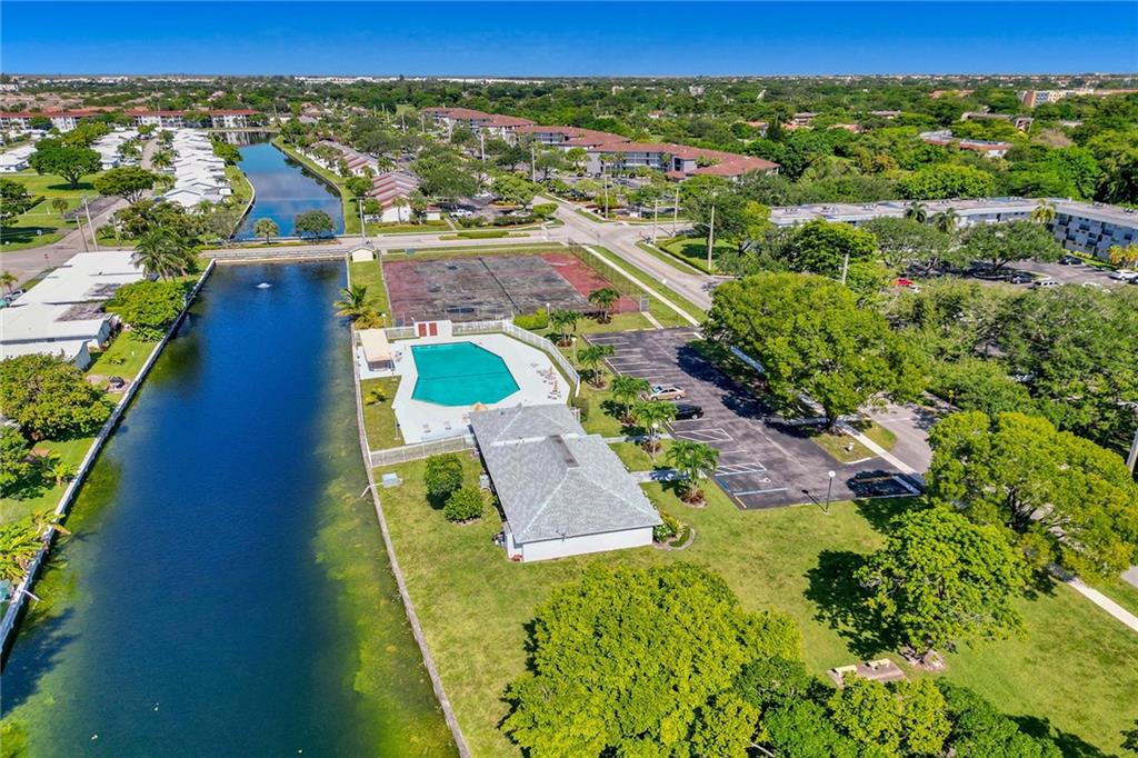 Mainlands Of Tamarac Lake - Residential