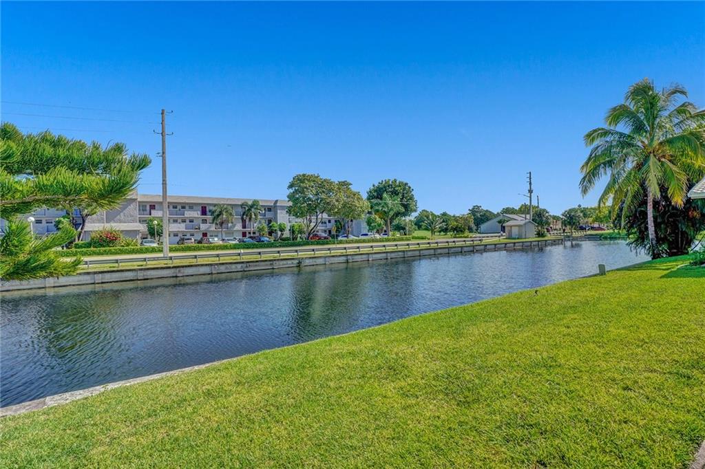 Mainlands Of Tamarac Lake - Residential