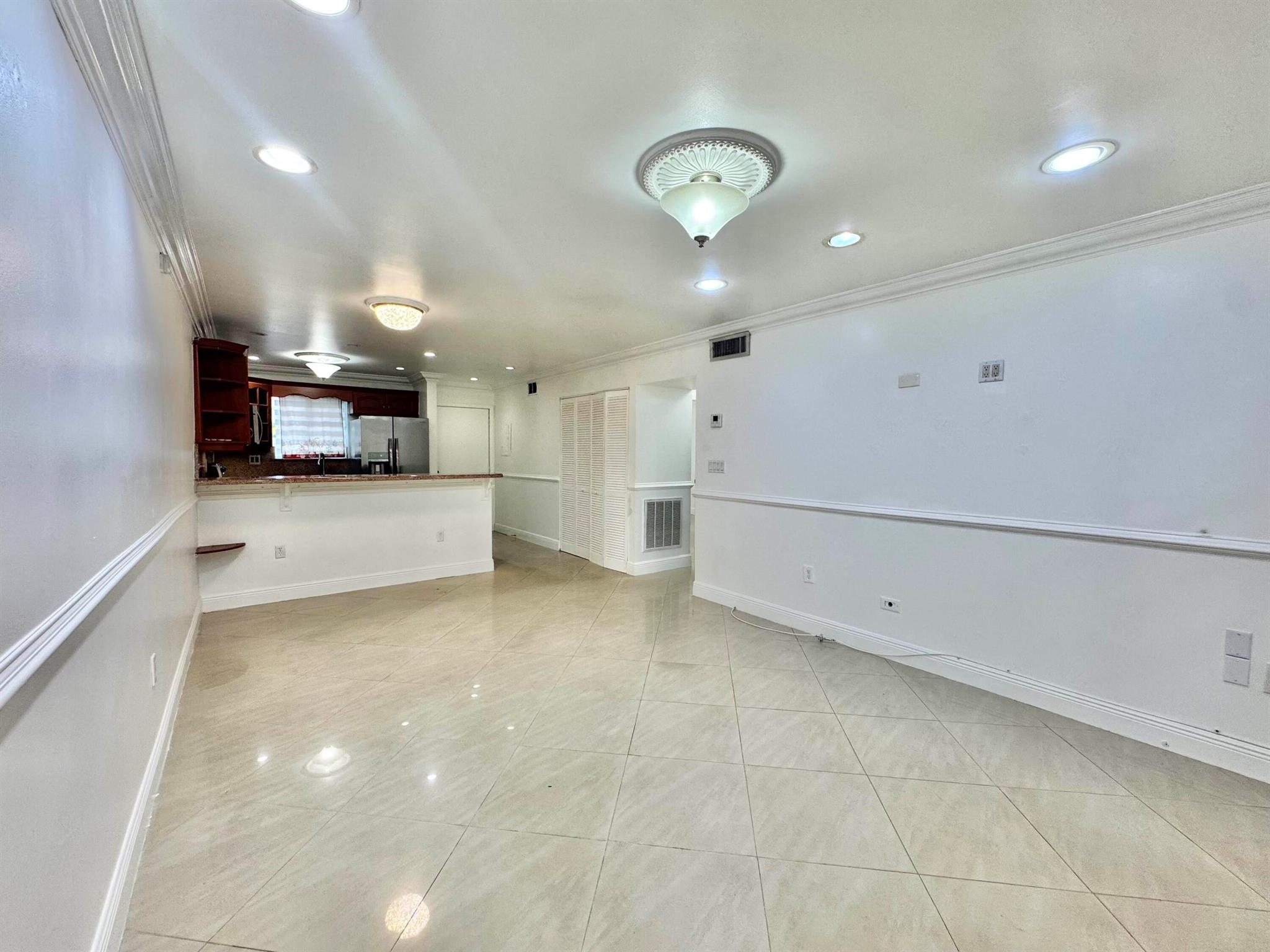 FOREST HILL GARDENS CONDO - Residential