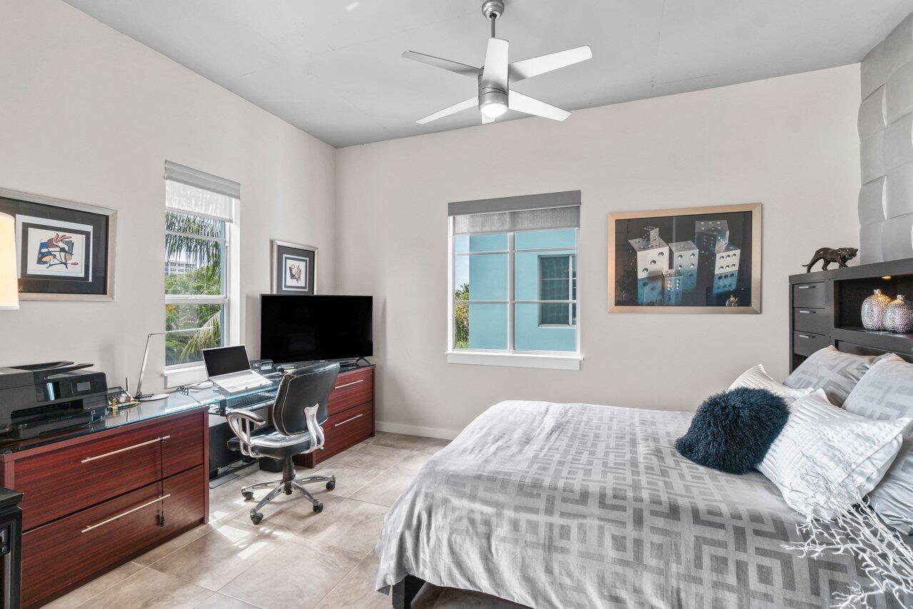 MERIDIAN DELRAY CONDO - Residential