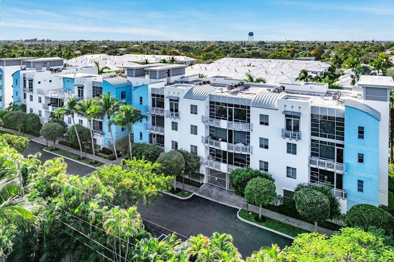 MERIDIAN DELRAY CONDO - Residential