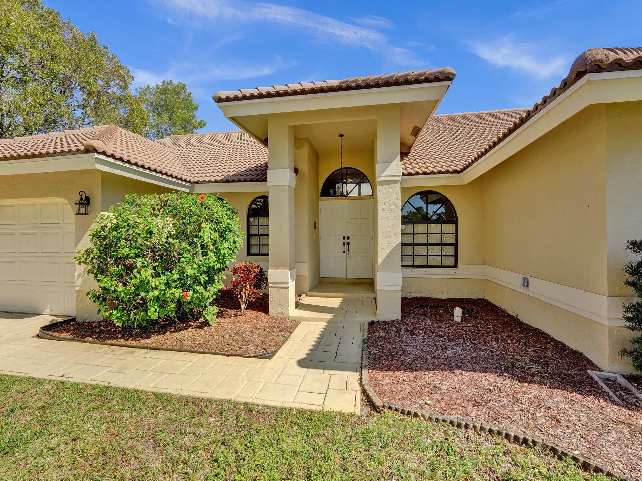 NORTH SPRINGS - Residential Lease