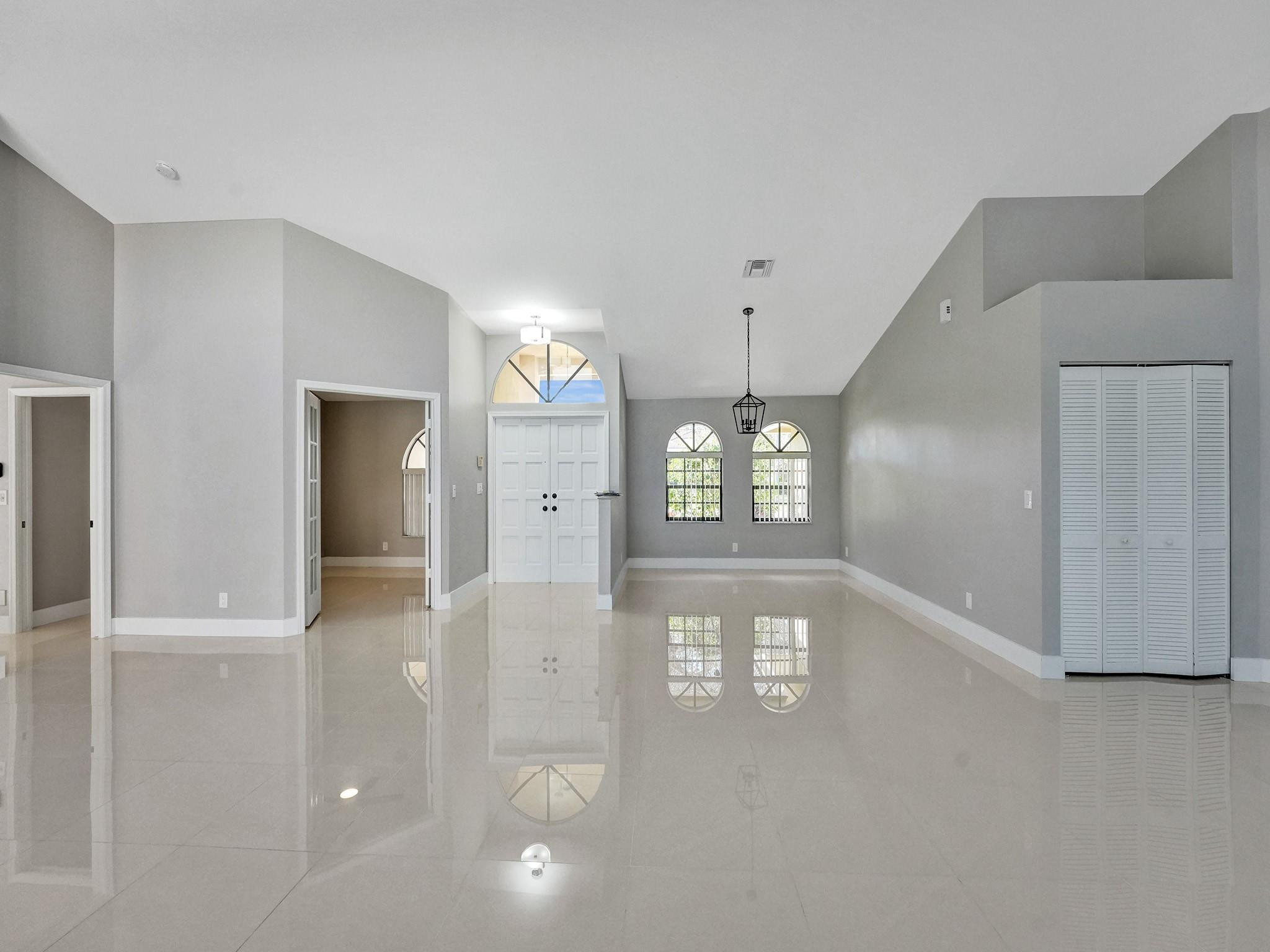 NORTH SPRINGS - Residential Lease