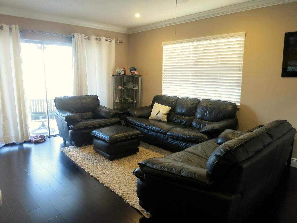 WINDSOR PARK SOUTH CONDOMINIUMS - Residential