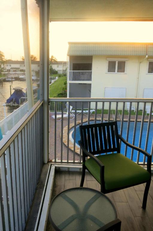 WINDSOR PARK SOUTH CONDOMINIUMS - Residential