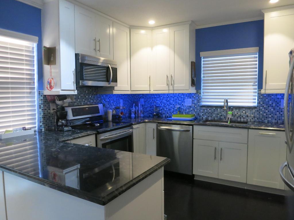 WINDSOR PARK SOUTH CONDOMINIUMS - Residential