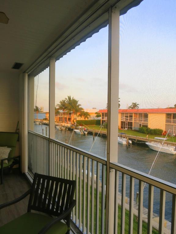 WINDSOR PARK SOUTH CONDOMINIUMS - Residential