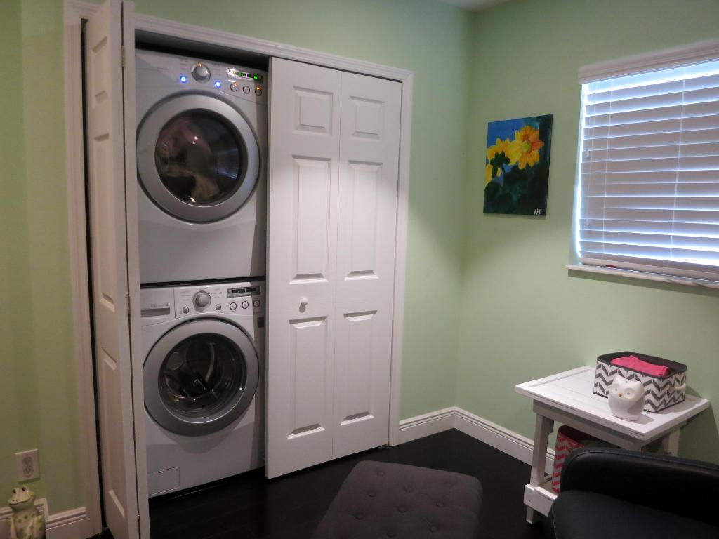 WINDSOR PARK SOUTH CONDOMINIUMS - Residential