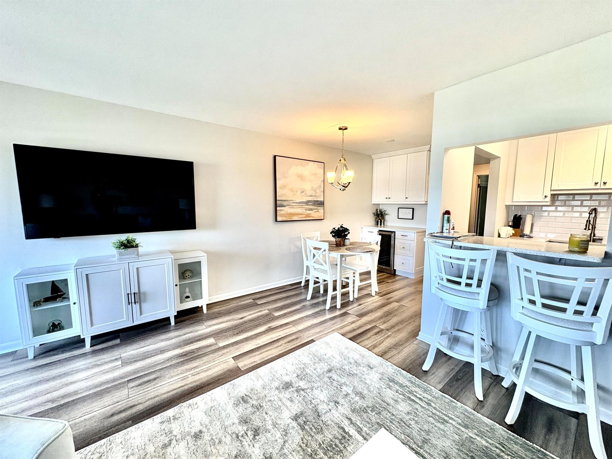 CENTURY VILLAGE / SALISBU - Residential Lease