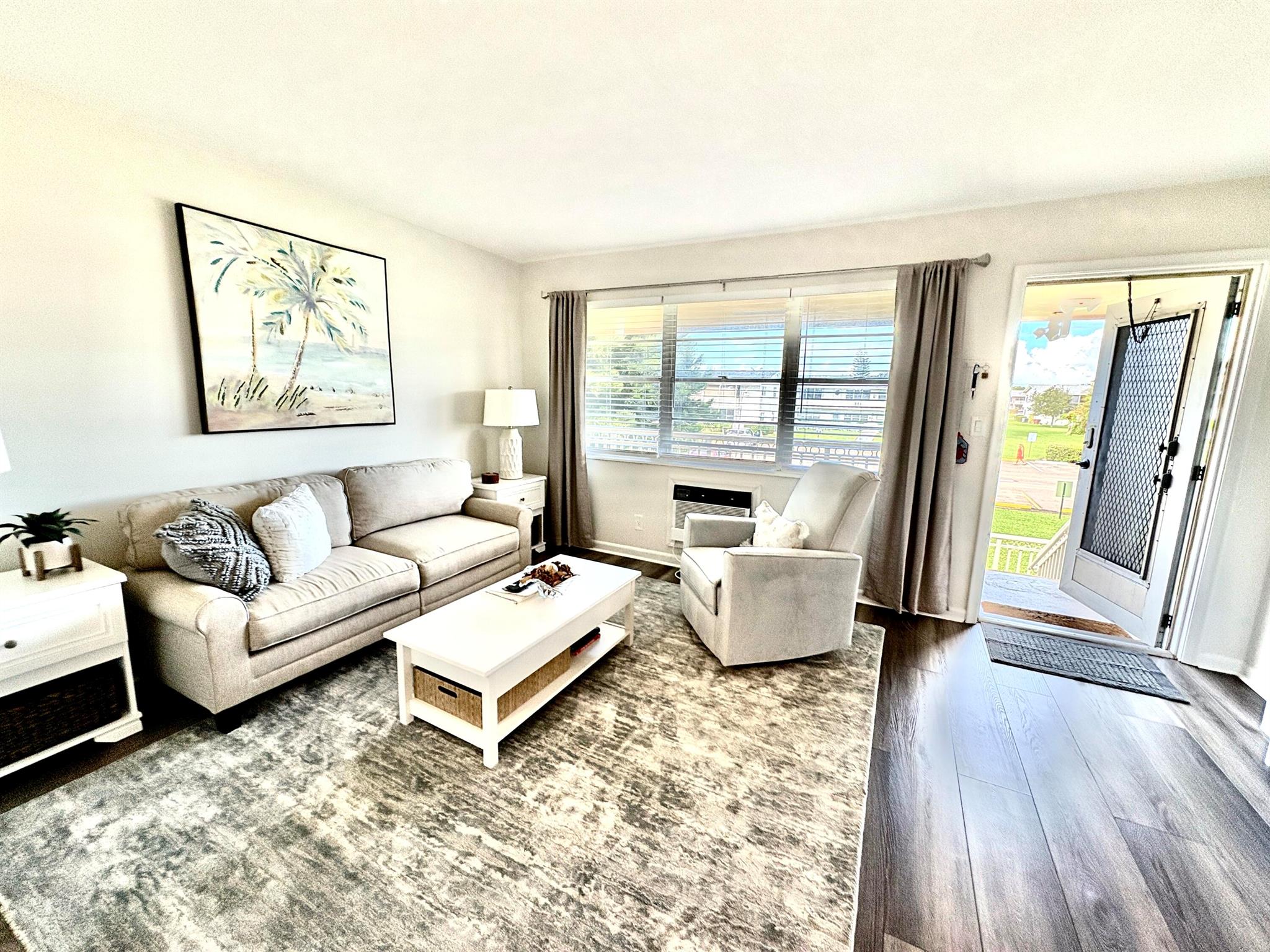 CENTURY VILLAGE / SALISBU - Residential Lease