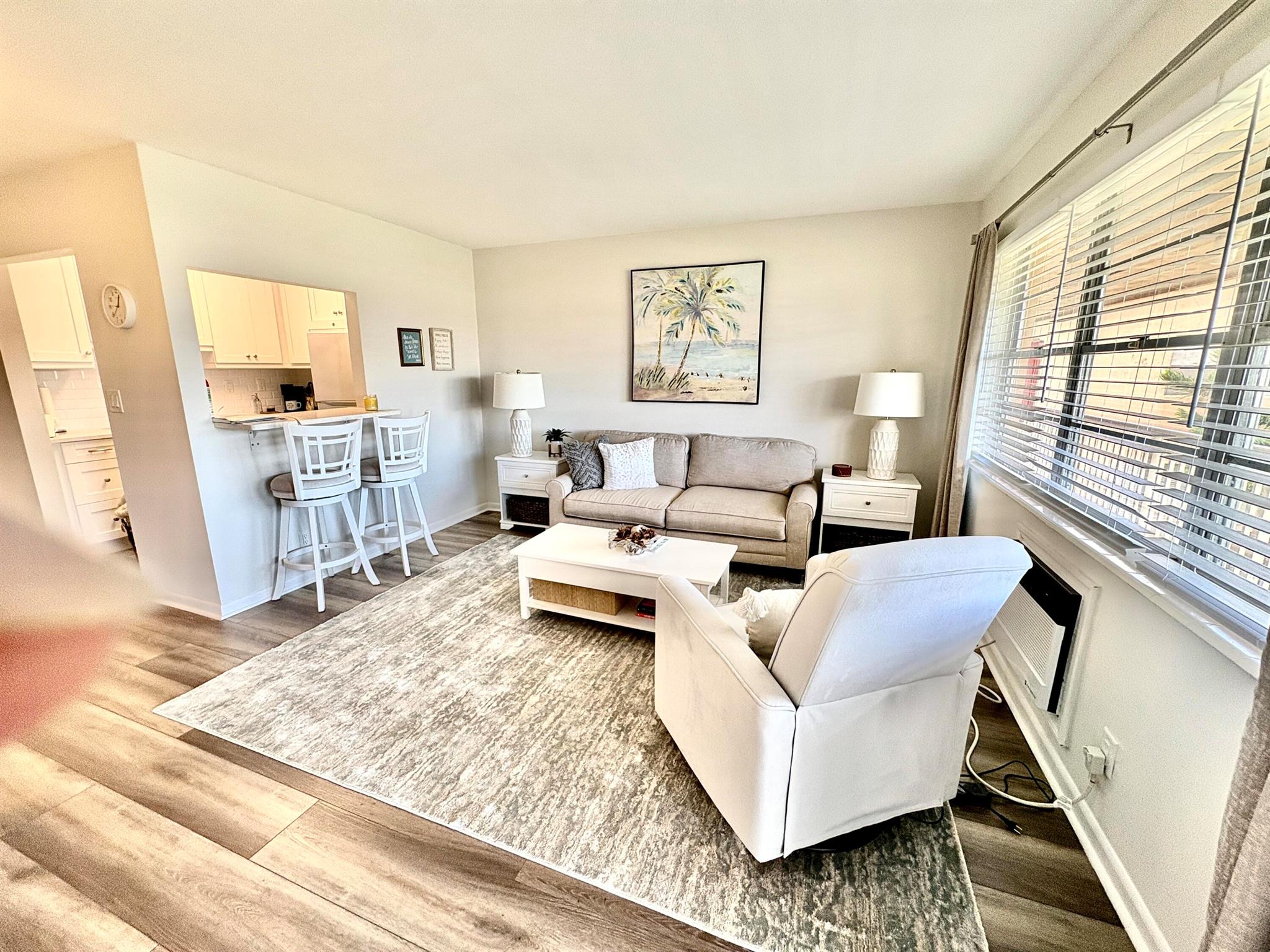 CENTURY VILLAGE / SALISBU - Residential Lease