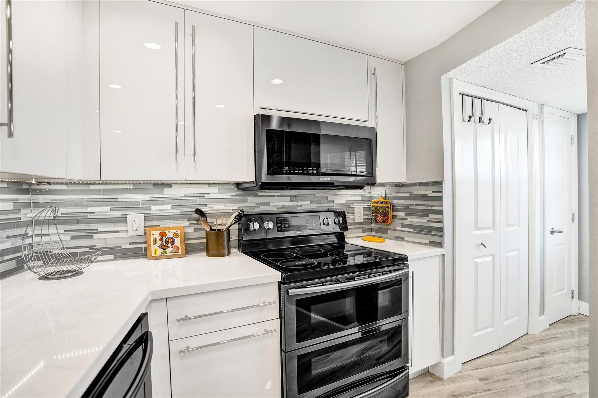 Palm Aire bldg 111 - Residential