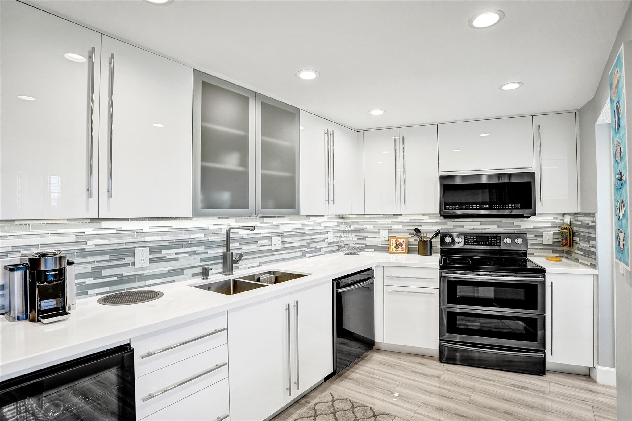 Palm Aire bldg 111 - Residential