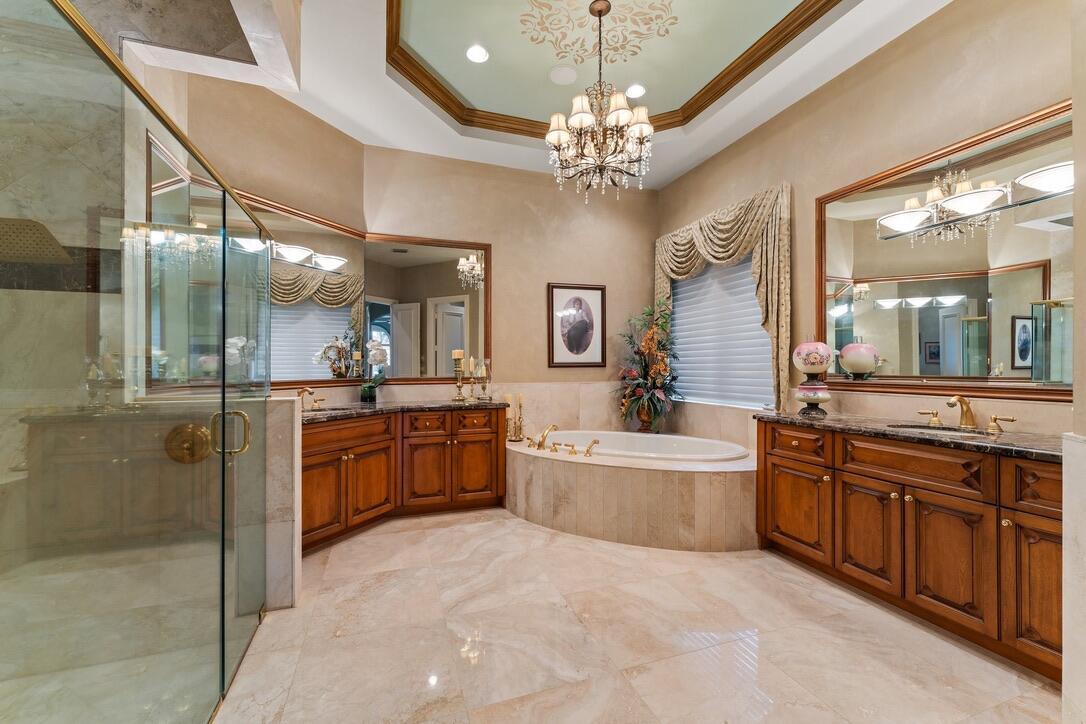 HARBOUR ISLES - Residential