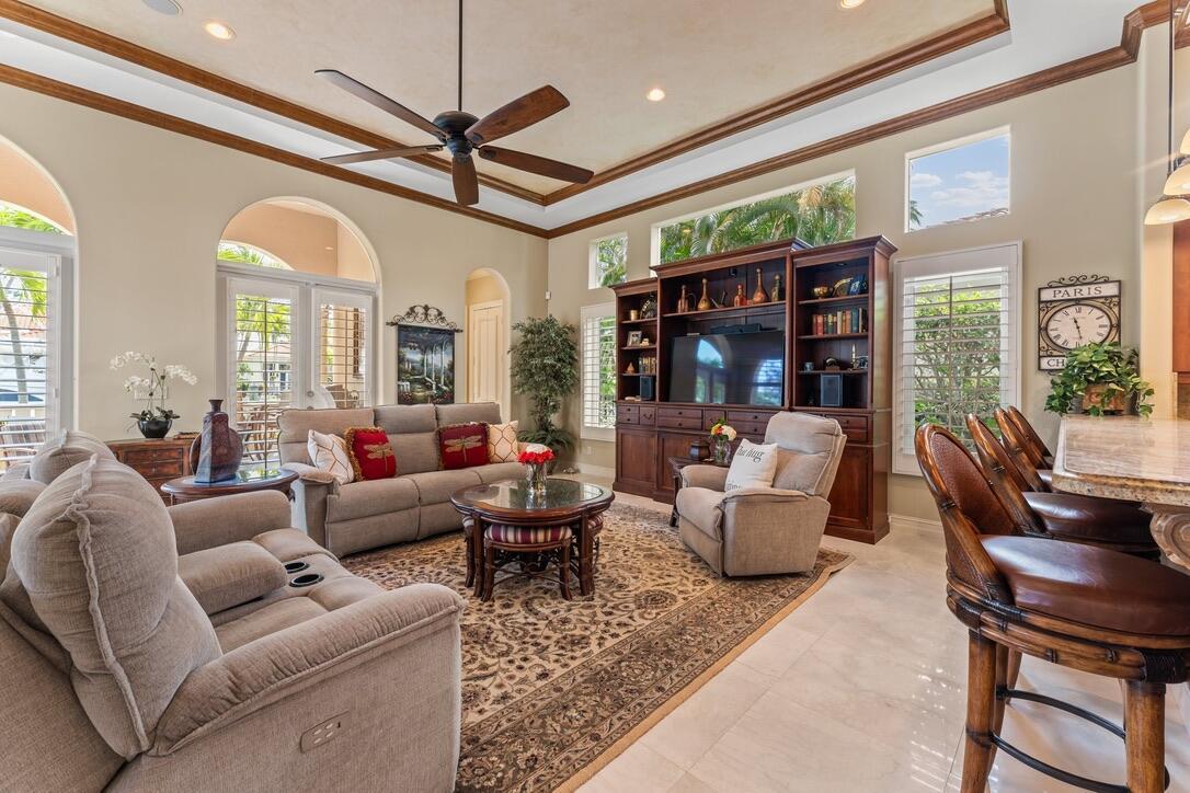 HARBOUR ISLES - Residential