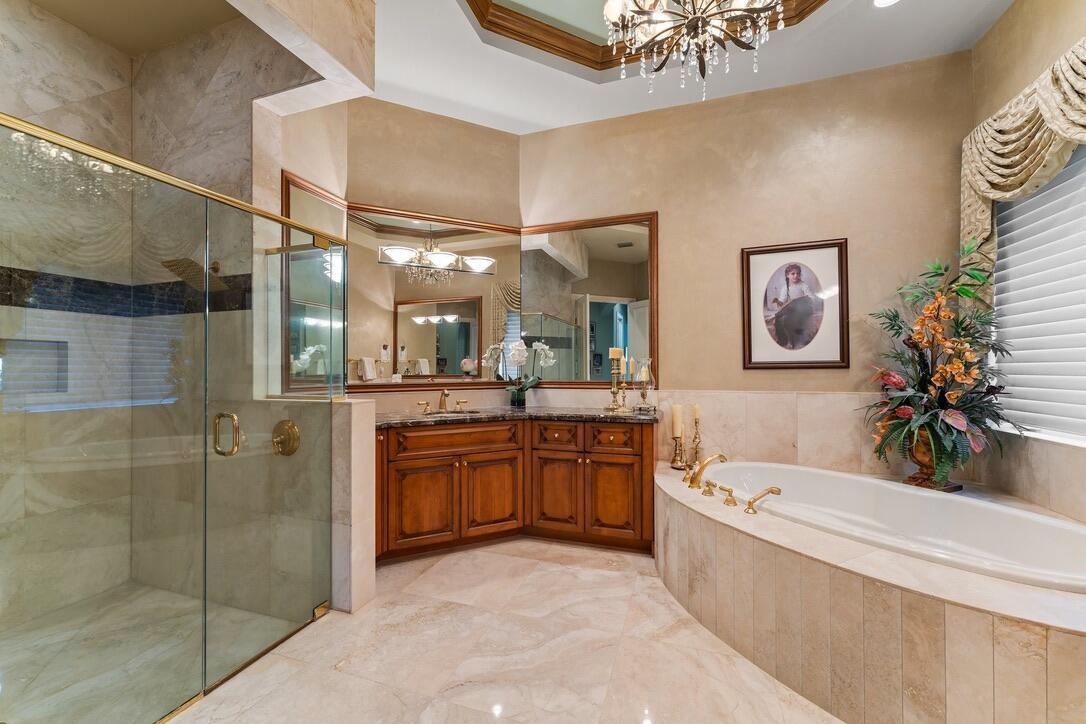 HARBOUR ISLES - Residential