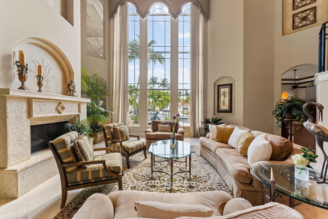 HARBOUR ISLES - Residential