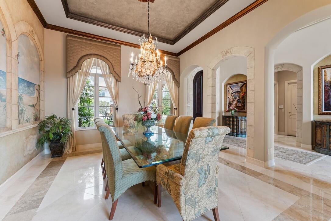 HARBOUR ISLES - Residential