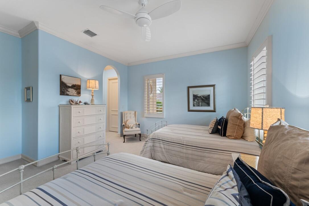 HARBOUR ISLES - Residential