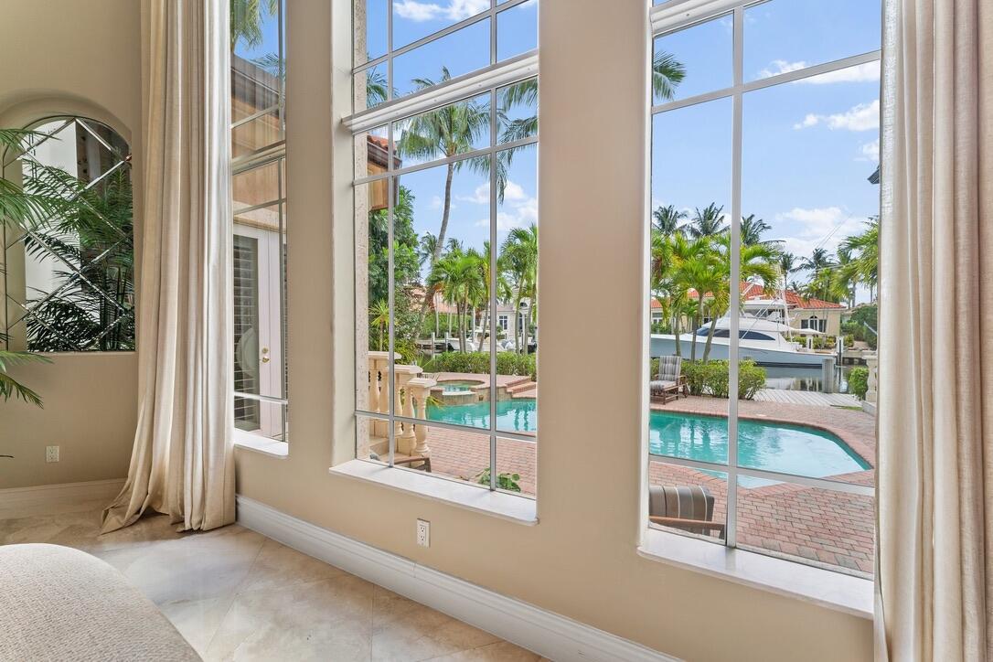 HARBOUR ISLES - Residential