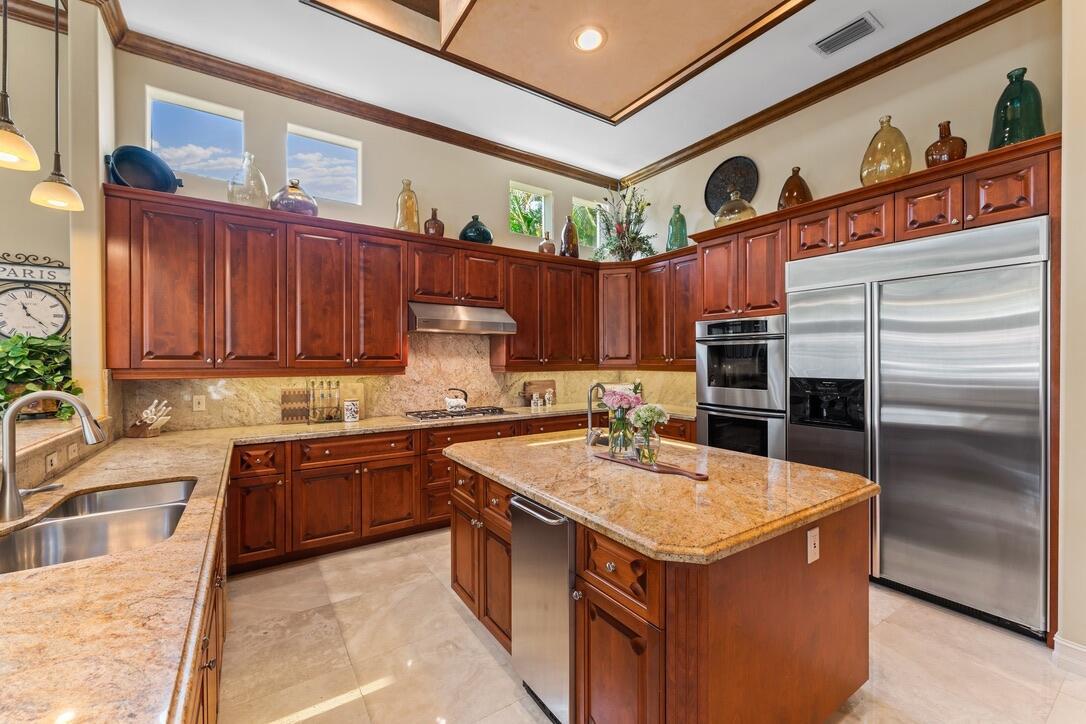 HARBOUR ISLES - Residential