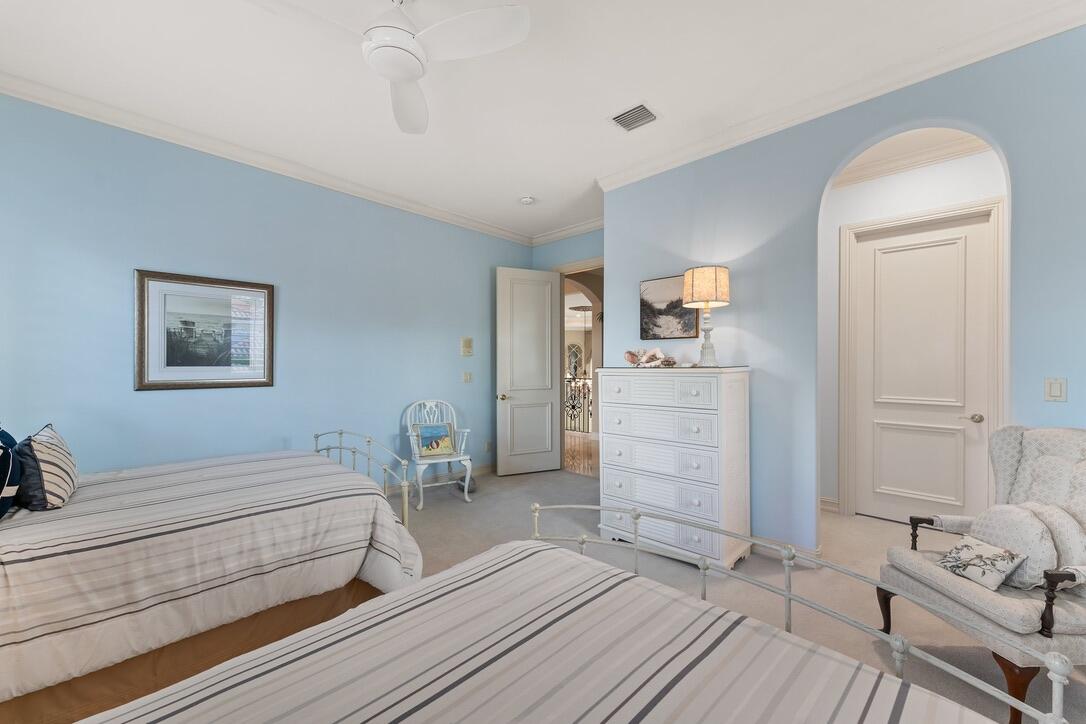 HARBOUR ISLES - Residential