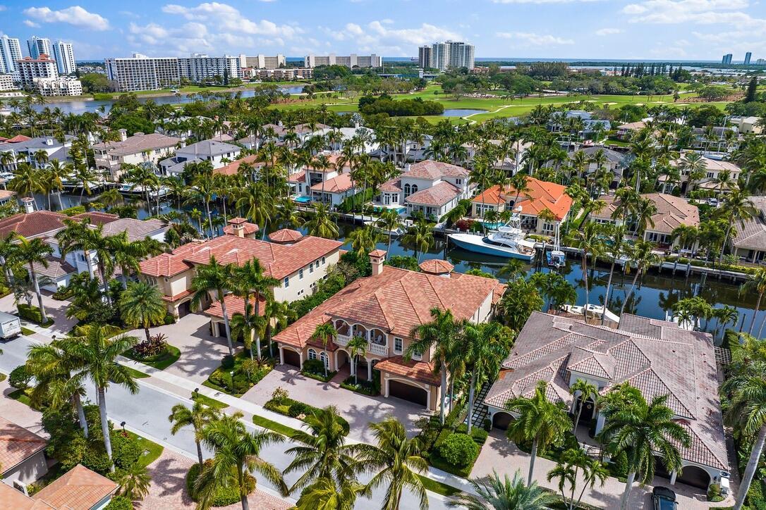 HARBOUR ISLES - Residential