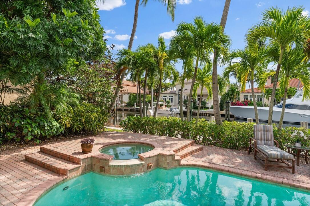 HARBOUR ISLES - Residential