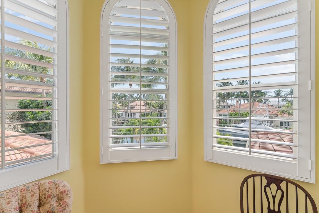 HARBOUR ISLES - Residential