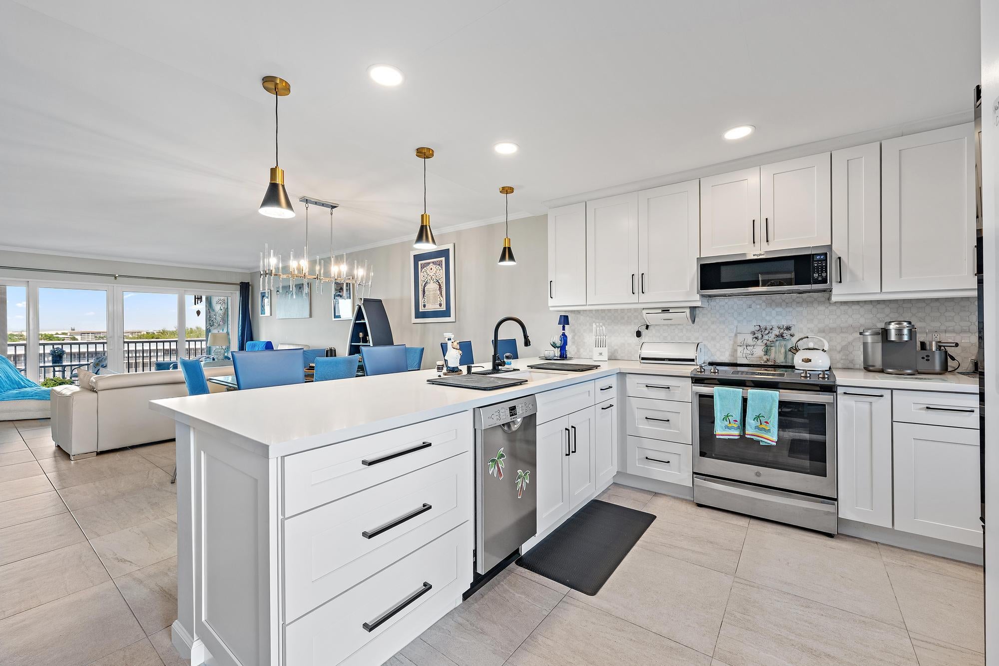 1523 E Hillsboro Boulevard 835