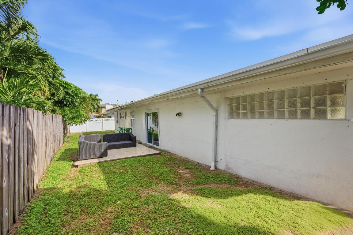 VENETIAN ISLES 3RD SEC - Residential